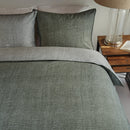 Housse de couette verte effet chambray coughton de  Brunelli (livraison Automne 2026)