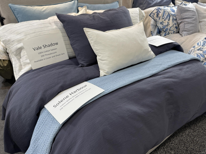 Housse de couette Chaucer Navy ( livraison novembre 2025 )