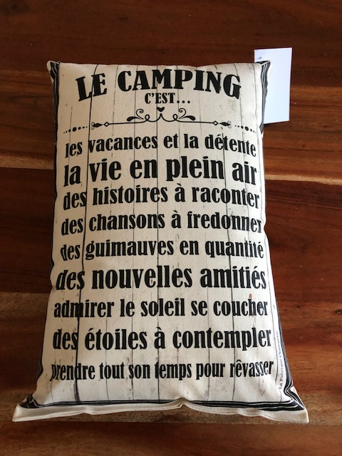 Coussin le camping c'est ...