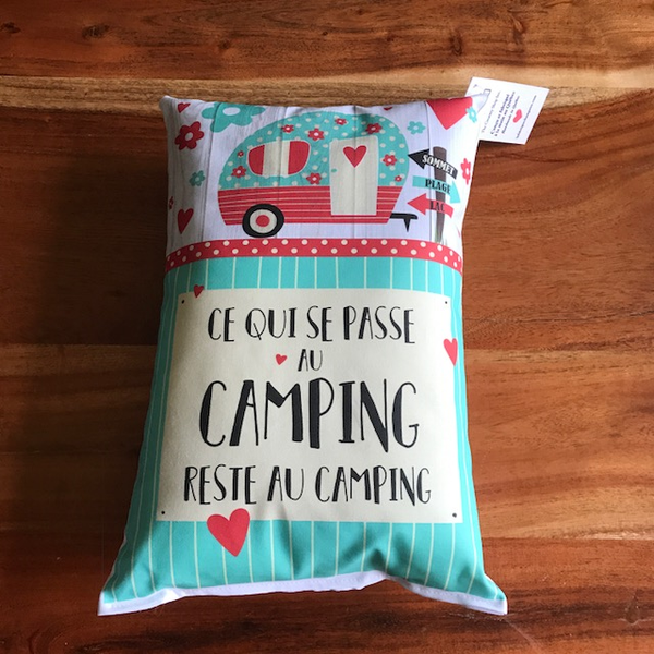 Coussin  ce qui se passe en camping